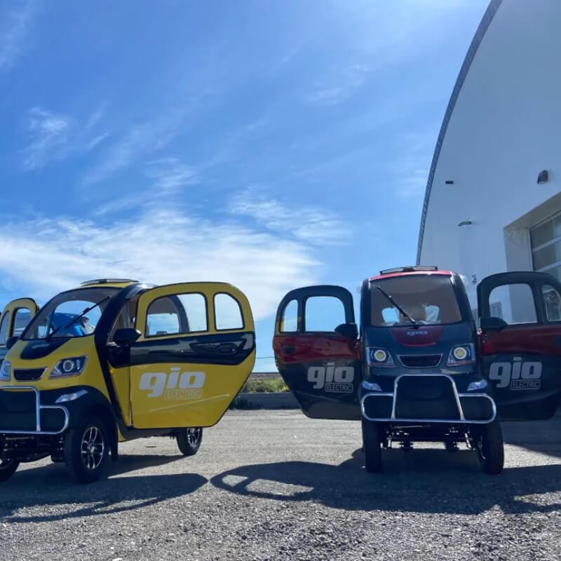 GIO Golf Enclosed Mobility Scooter - Yellow & Black