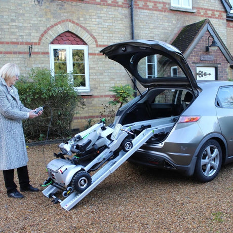 Quingo Flyte Mobility Scooter With MK2 Self Loading Ramp Easy Storage